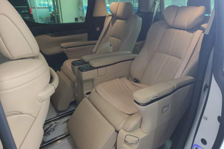 Used Toyota Alphard 2023 Dual-Motor 2.5L Premium Golden Edition Left Rear Seat