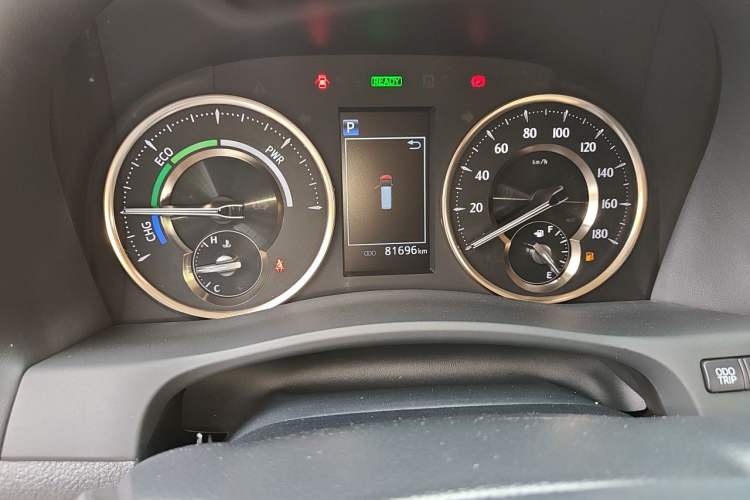 Used Toyota Alphard 2023 Dual-Motor 2.5L Premium Golden Edition Odometer Close Up