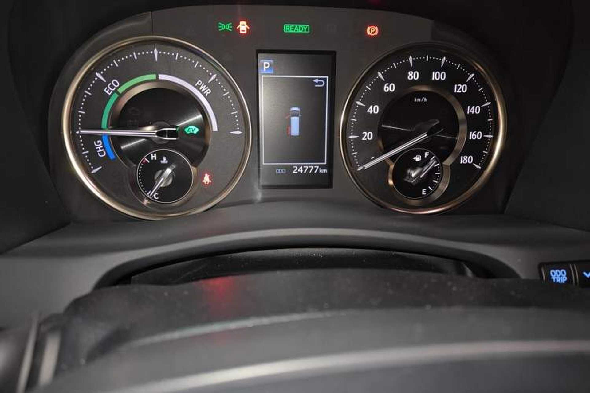Used Toyota Alphard 2023 Dual-Motor 2.5L Premium Golden Edition Odometer Close Up