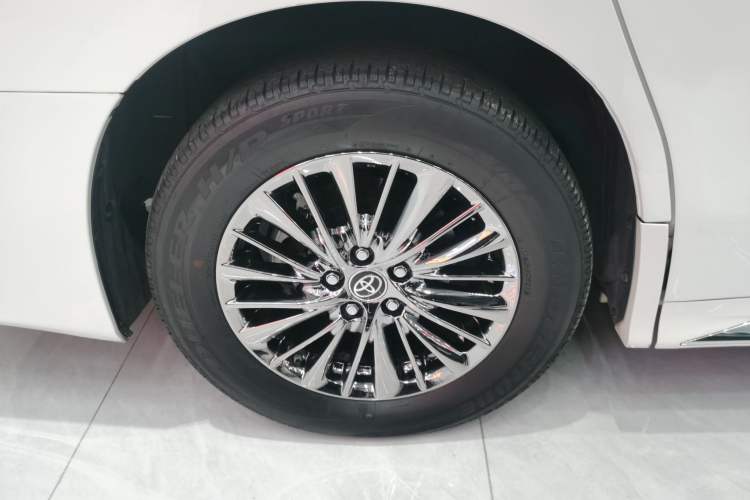 Used Toyota Alphard 2023 Dual-Motor 2.5L Premium Golden Edition Right Rear Wheel Hub