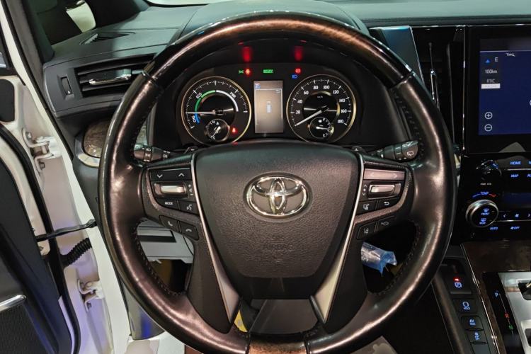 Used Toyota Alphard 2023 Dual-Motor 2.5L Premium Golden Edition Steering Wheel