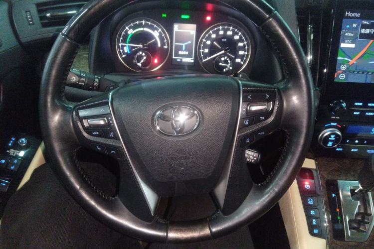 Used Toyota Alphard 2023 Dual-Motor 2.5L Premium Golden Edition Steering Wheel
