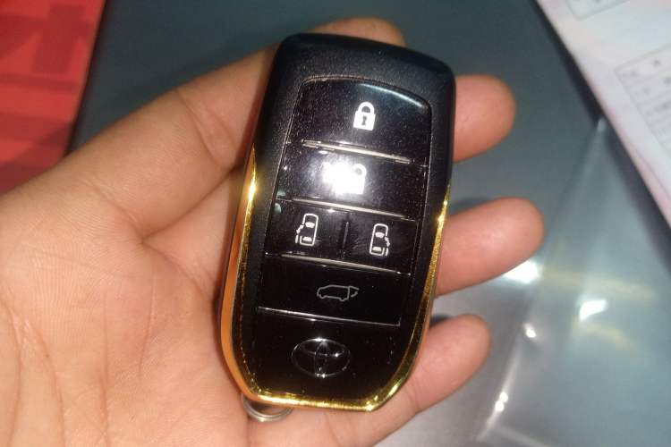 Used Toyota Alphard 2023 Dual-Motor 2.5L Premium Golden Edition Vehicle Key
