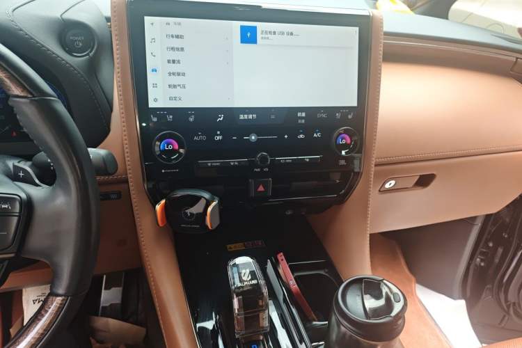 Used Toyota Alphard 2024 Dual-Engine 2.5L Prestige Edition Audio And AC Panel