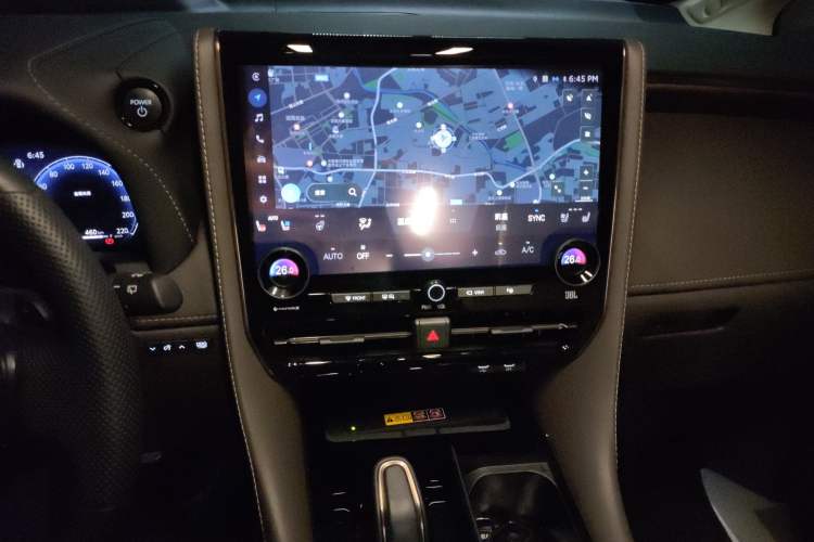 Used Toyota Alphard 2024 Dual-Engine 2.5L Deluxe Edition Audio And AC Panel