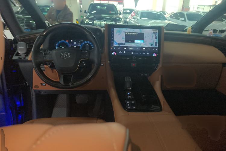Used Toyota Alphard 2024 Dual-Engine 2.5L Prestige Edition Center Console