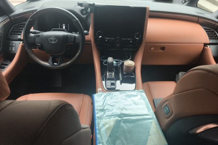 Used Toyota Alphard 2024 Dual-Engine 2.5L Prestige Edition Center Console