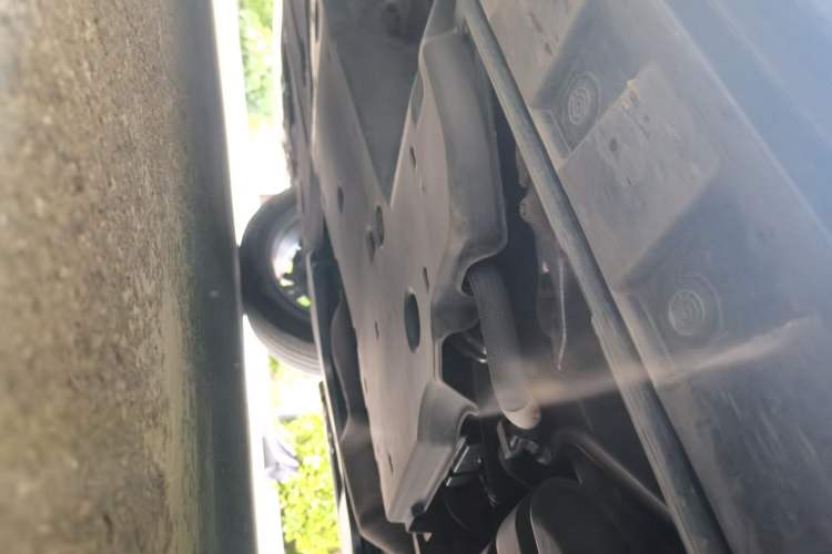 Used Toyota Alphard 2024 Dual-Engine 2.5L Deluxe Edition Chassis Front Left