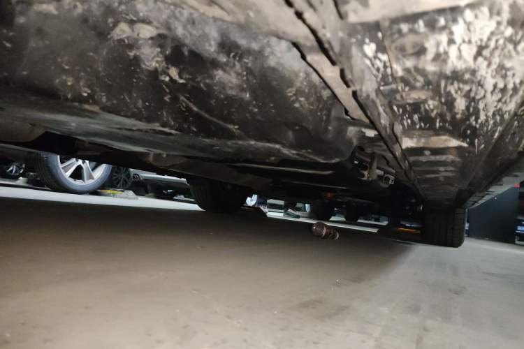 Used Toyota Alphard 2024 Dual-Engine 2.5L Deluxe Edition Chassis Front Left