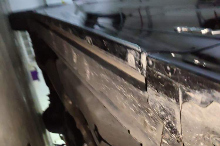 Used Toyota Alphard 2024 Dual-Engine 2.5L Deluxe Edition Chassis Front Right