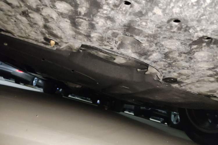 Used Toyota Alphard 2024 Dual-Engine 2.5L Deluxe Edition Chassis Front
