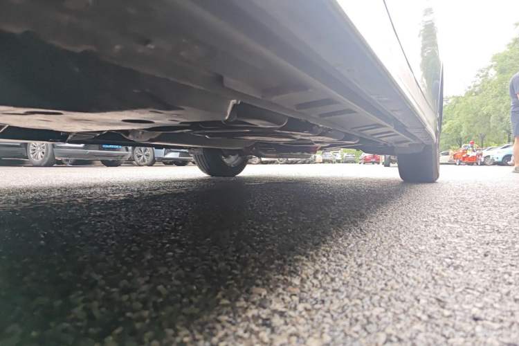 Used Toyota Alphard 2024 Dual-Engine 2.5L Deluxe Edition Chassis Rear Left