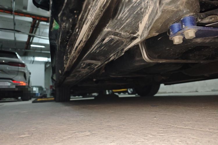 Used Toyota Alphard 2024 Dual-Engine 2.5L Deluxe Edition Chassis Rear Left