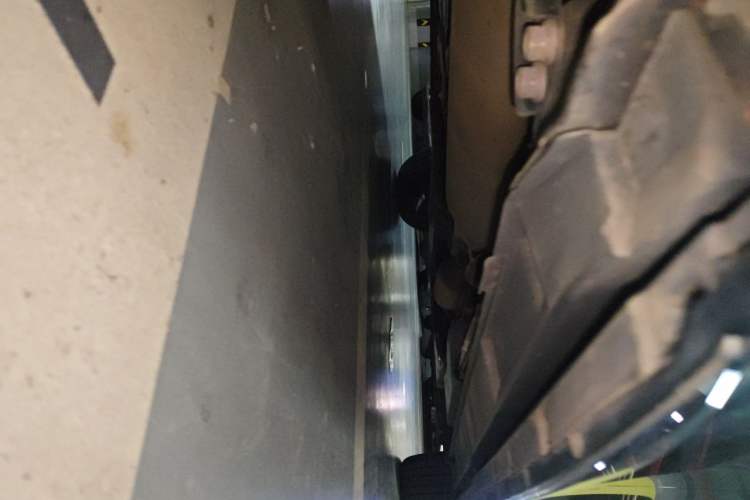 Used Toyota Alphard 2024 Dual-Engine 2.5L Prestige Edition Chassis Rear Right