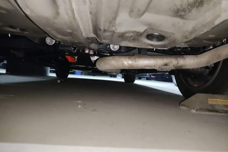 Used Toyota Alphard 2024 Dual-Engine 2.5L Deluxe Edition Chassis Rear