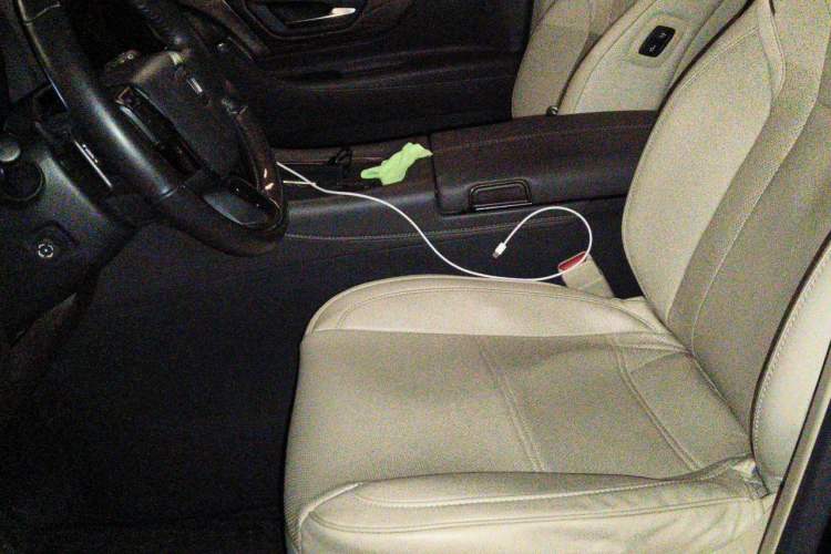 Used Toyota Alphard 2024 Dual-Engine 2.5L Deluxe Edition Driver Seat