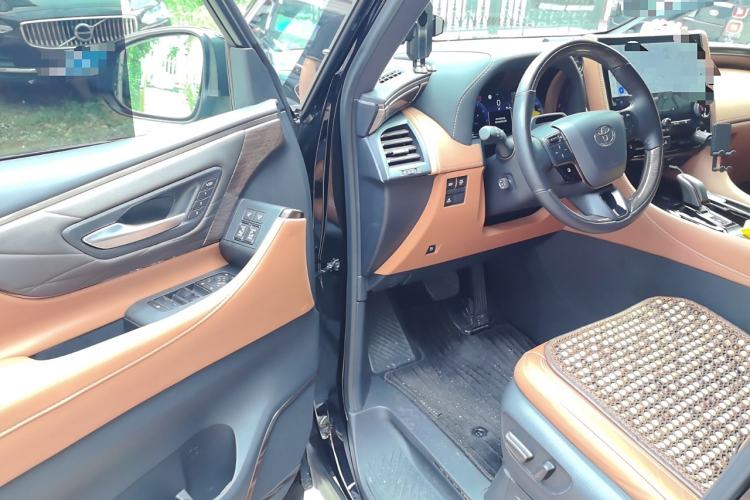 Used Toyota Alphard 2024 Dual-Engine 2.5L Deluxe Edition Driver Seat
