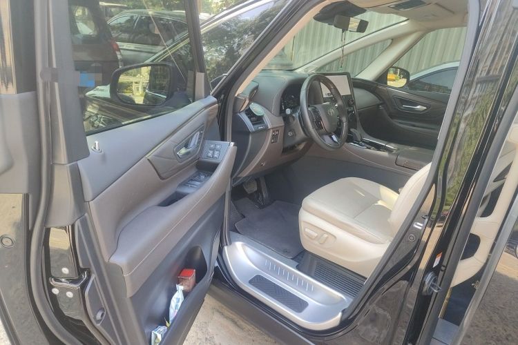 Used Toyota Alphard 2024 Dual-Engine 2.5L Deluxe Edition Driver Seat