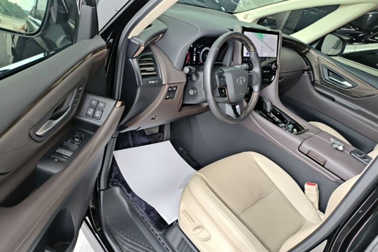 Used Toyota Alphard 2024 Dual-Engine 2.5L Prestige Edition Driver Seat