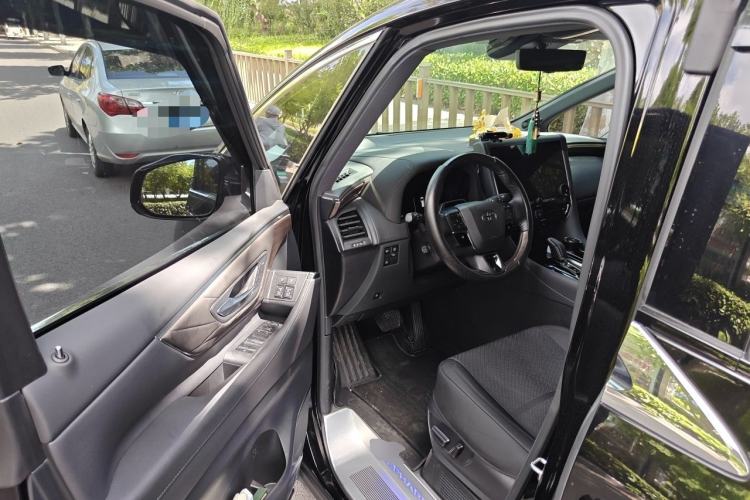 Used Toyota Alphard 2024 Dual-Engine 2.5L Deluxe Edition Driver Seat