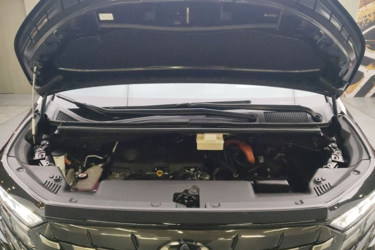 Used Toyota Alphard 2024 Dual-Engine 2.5L Deluxe Edition Engine Bay