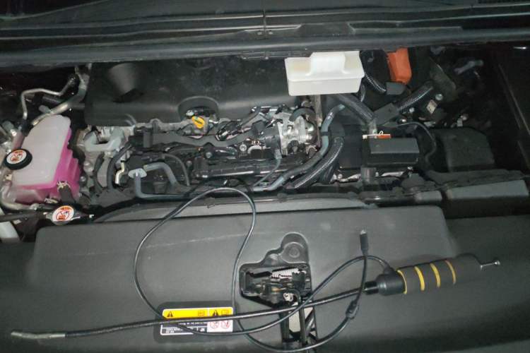 Used Toyota Alphard 2024 Dual-Engine 2.5L Deluxe Edition Engine Bay