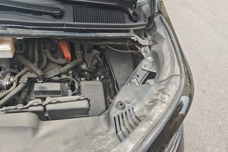 Used Toyota Alphard 2024 Dual-Engine 2.5L Prestige Edition Engine Bay Left