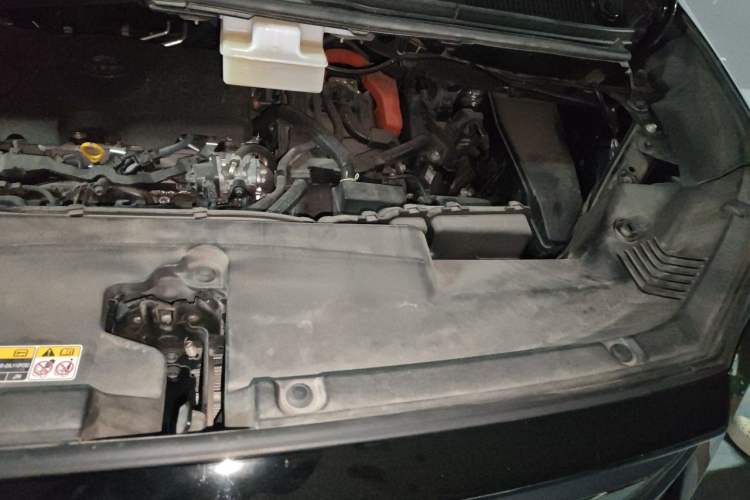 Used Toyota Alphard 2024 Dual-Engine 2.5L Prestige Edition Engine Bay Left
