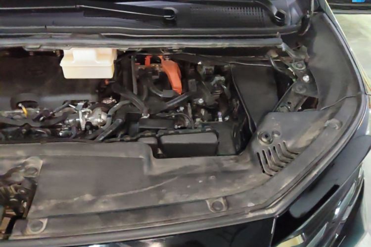 Used Toyota Alphard 2024 Dual-Engine 2.5L Deluxe Edition Engine Bay Left