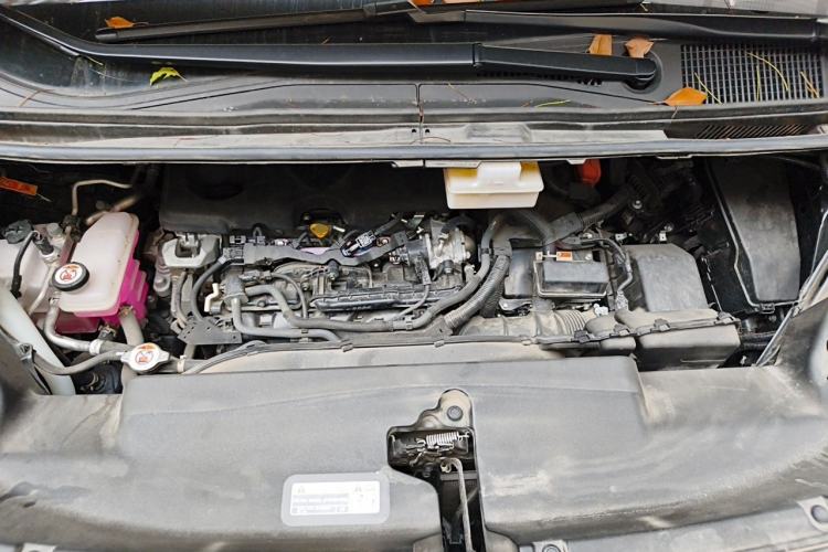 Used Toyota Alphard 2024 Dual-Engine 2.5L Deluxe Edition Engine Bay