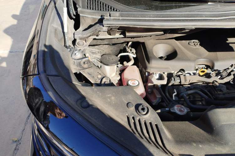 Used Toyota Alphard 2024 Dual-Engine 2.5L Prestige Edition Engine Bay Right