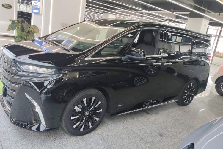 Used Toyota Alphard 2024 Dual-Engine 2.5L Deluxe Edition Exterior 3