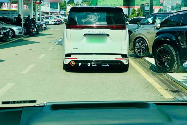 Used Toyota Alphard 2024 Dual-Engine 2.5L Prestige Edition Exterior 4