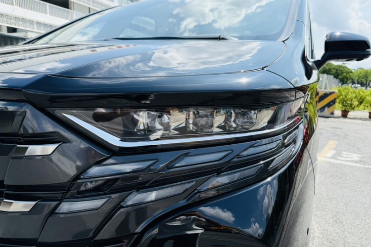 Used Toyota Alphard 2024 Dual-Engine 2.5L Prestige Edition Exterior 7