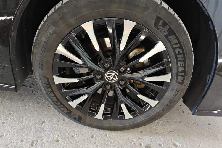 Used Toyota Alphard 2024 Dual-Engine 2.5L Prestige Edition Exterior 7