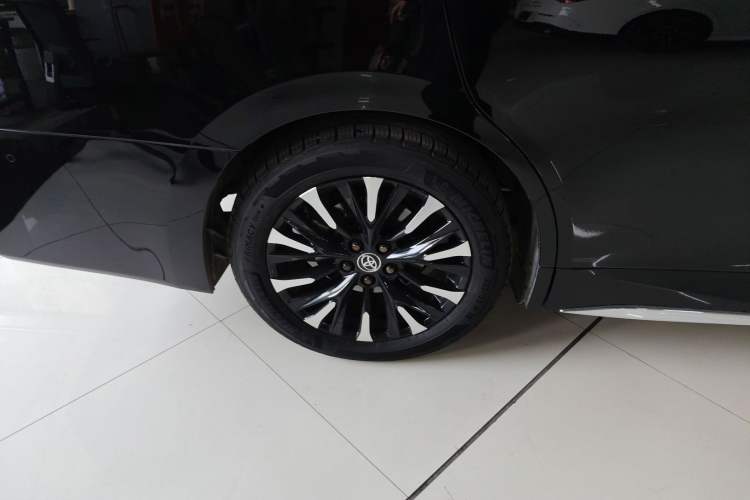 Used Toyota Alphard 2024 Dual-Engine 2.5L Prestige Edition Exterior 8