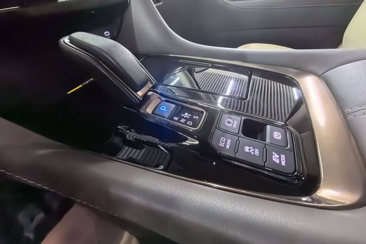 Used Toyota Alphard 2024 Dual-Engine 2.5L Prestige Edition Gear Lever