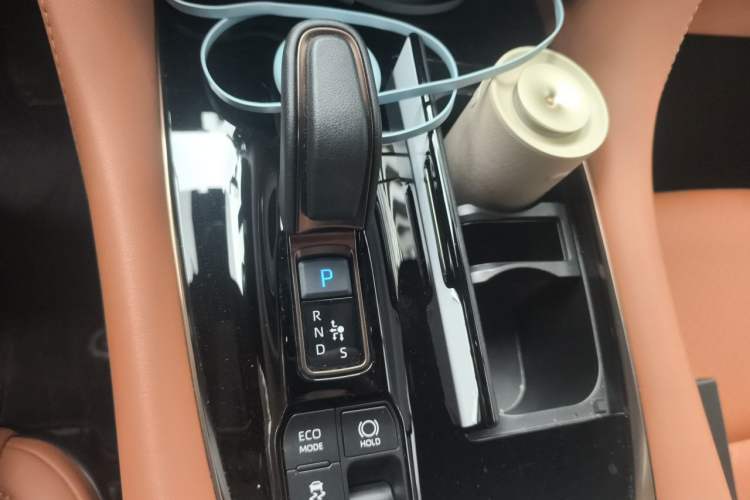 Used Toyota Alphard 2024 Dual-Engine 2.5L Prestige Edition Gear Lever