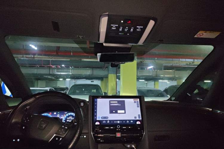 Used Toyota Alphard 2024 Dual-Engine 2.5L Prestige Edition Headliner