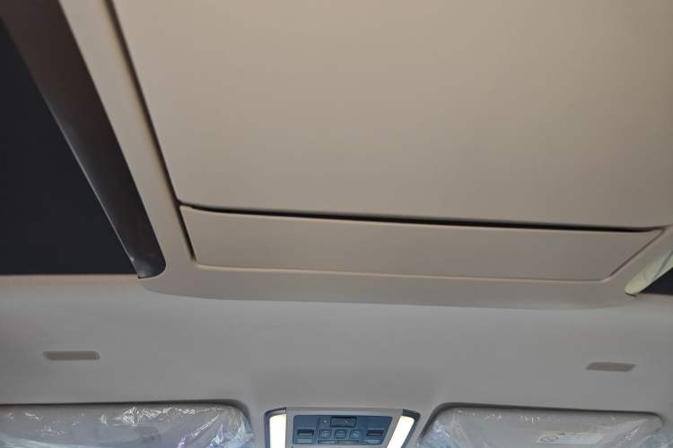 Used Toyota Alphard 2024 Dual-Engine 2.5L Deluxe Edition Headliner