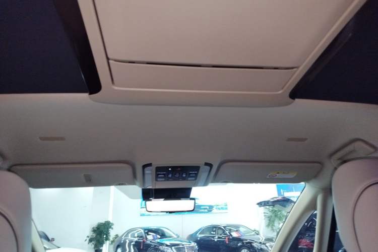 Used Toyota Alphard 2024 Dual-Engine 2.5L Prestige Edition Headliner
