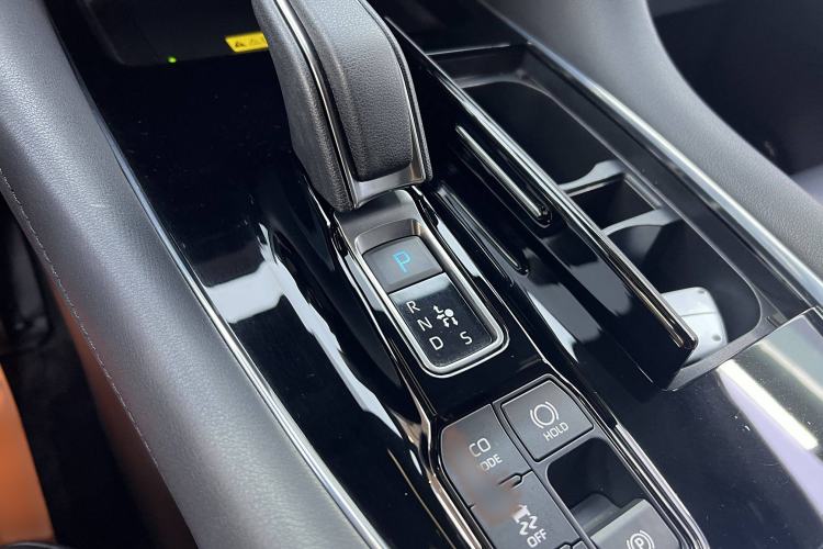 Used Toyota Alphard 2024 Dual-Engine 2.5L Prestige Edition Interior 5