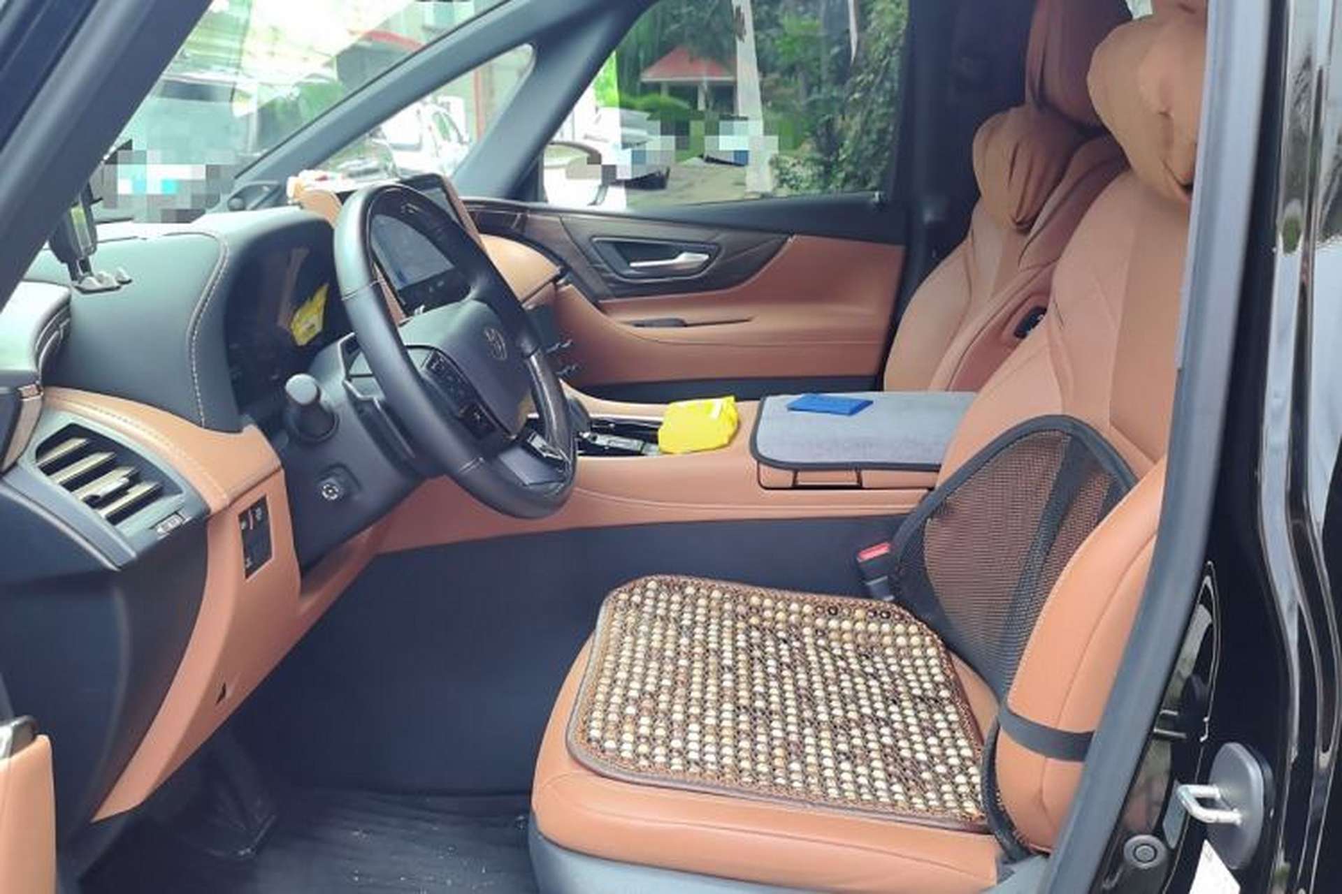 Used Toyota Alphard 2024 Dual-Engine 2.5L Deluxe Edition Left Front Seat