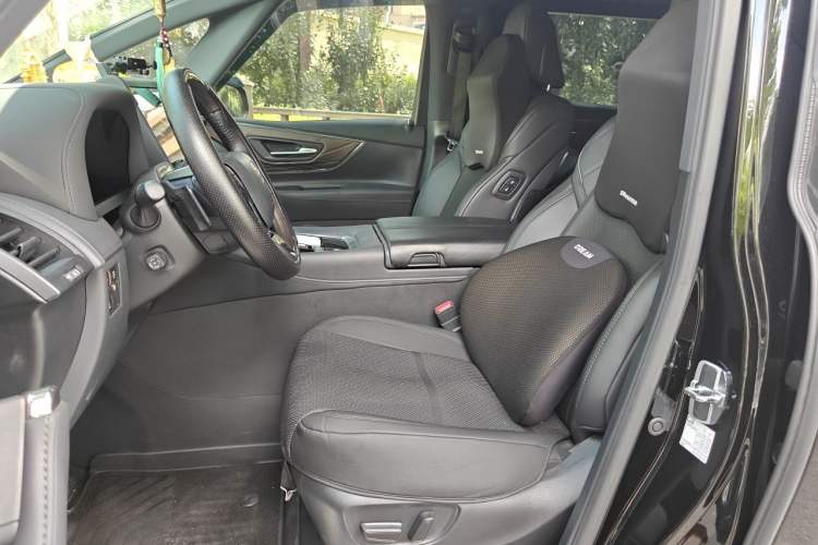 Used Toyota Alphard 2024 Dual-Engine 2.5L Deluxe Edition Left Front Seat