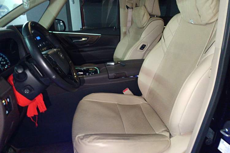 Used Toyota Alphard 2024 Dual-Engine 2.5L Deluxe Edition Left Front Seat