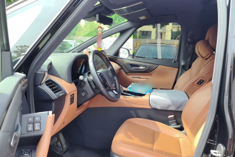 Used Toyota Alphard 2024 Dual-Engine 2.5L Deluxe Edition Left Front Seat
