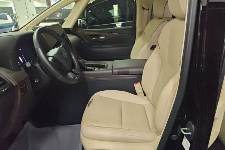 Used Toyota Alphard 2024 Dual-Engine 2.5L Deluxe Edition Left Front Seat
