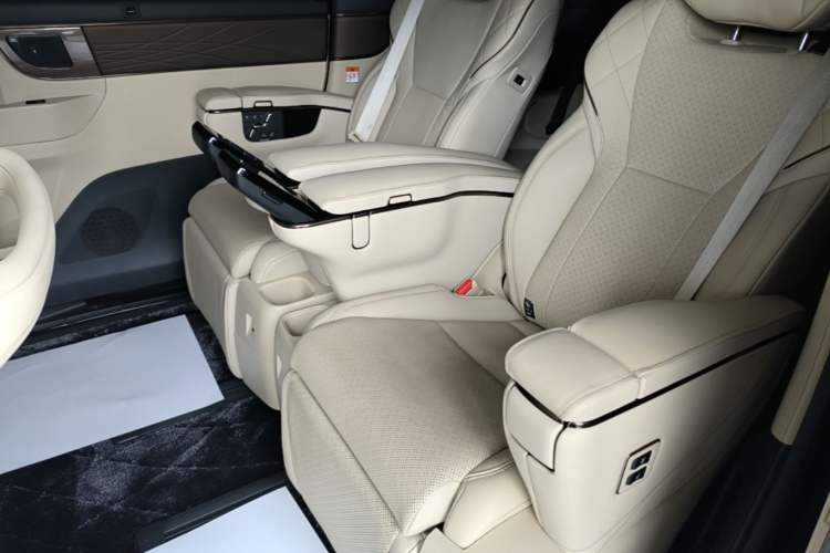 Used Toyota Alphard 2024 Dual-Engine 2.5L Prestige Edition Left Rear Seat