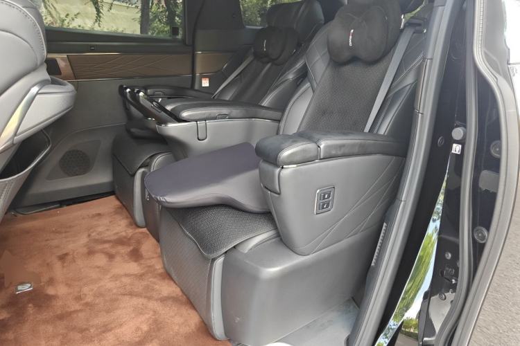 Used Toyota Alphard 2024 Dual-Engine 2.5L Deluxe Edition Left Rear Seat