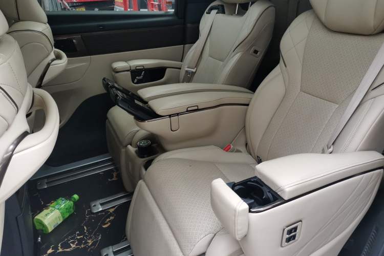 Used Toyota Alphard 2024 Dual-Engine 2.5L Prestige Edition Left Rear Seat